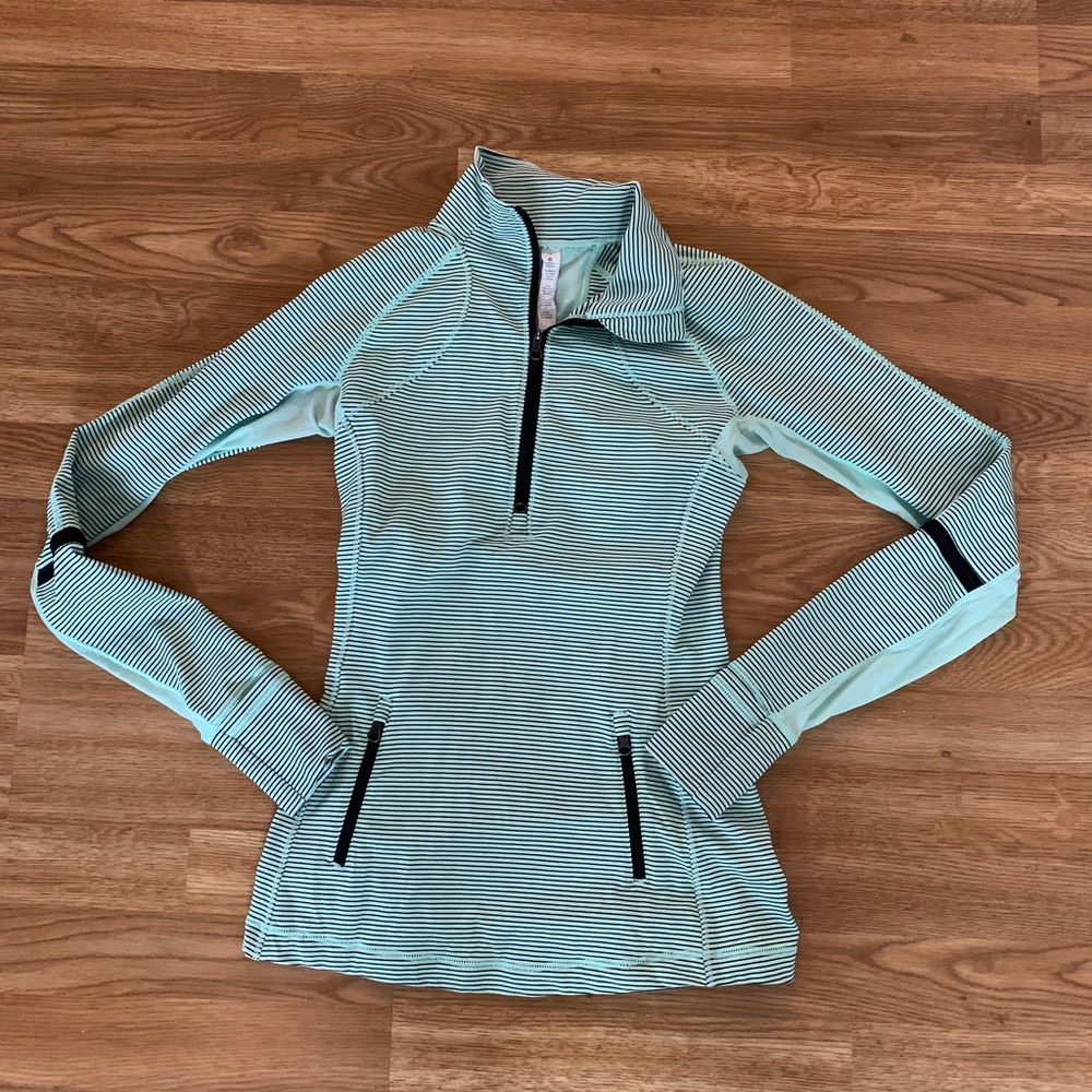 LULULEMON // Striped Pullover